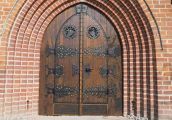 Ponadstuletnie odrzwia wróciły do katedry