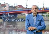 Powoli stajemy się miastem dwunarodowym
