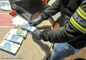 Chciał zabić geodetę, odkręcił śruby mocujące koła