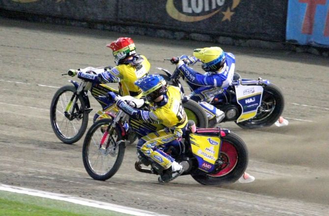 Od lewej: Martin Vaculik, Patrick Hansen i Jack Holder