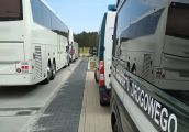 Kontrole autobusów i ciężarówek na ekspresowej „trójce”