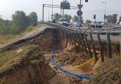 Utrudnienia drogowe po ulewnych deszczach