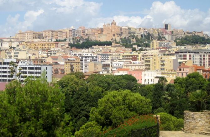 Cagliari - stolica autonomicznego regionu Sardynia