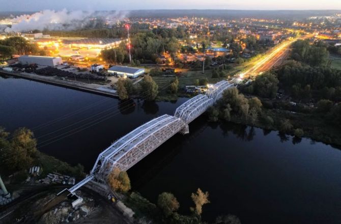 Kolejowy most nad Wartą w Kostrzynie