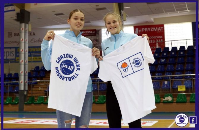 Julita Michniewicz i Karolina Matkowska zaprasza do kupna koszulek