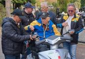 Zapalili znicze na grobach przyjaciół – legend Stali