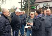 Czy będą  blokować przejazd ulicą Kolejową?