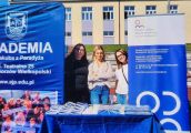 Praca ta jest wyzwaniem, ale też pewną przygodą