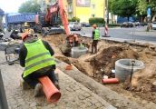 Położą ponad dwa kilometry rur i przebudują 37 studni