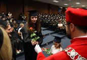 Studenci pięciu wydziałów odebrali dyplomy