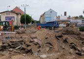 I tak sobie powstaje kolejny deptak