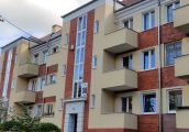Kolejne budynki zyskują nowe elewacje