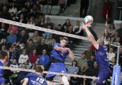 Pewna wygrana Stilonu w nowej hali sportowej