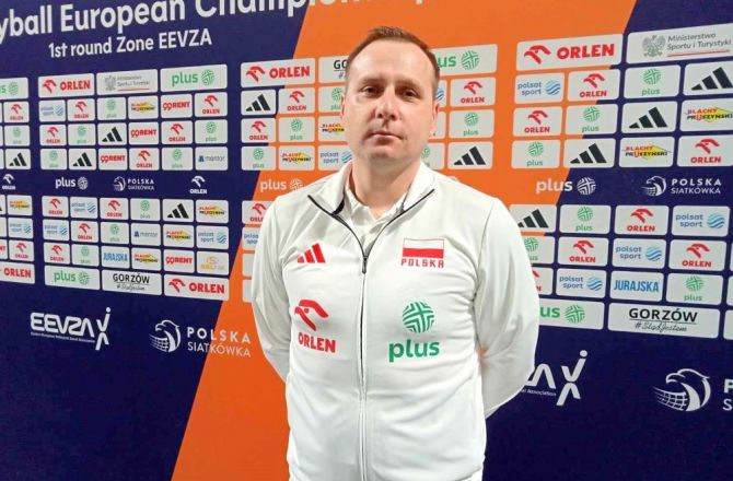 Trener Sebastian Pawlik