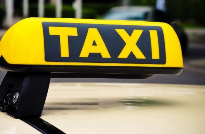 Niedługo zacznie brakować taksówkarzy w miastach