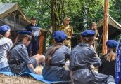 Służby kontrolują kolonie i obozy