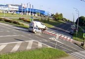 Nawet nie hamował. Nietrzeźwy kierowca wjechał w busa