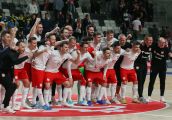 Kadra Polski gromi  Słowaków