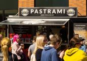 Rozpocznij pysznie wiosnę z food truckami!