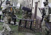 Siłowe wejście kontrterrorystów