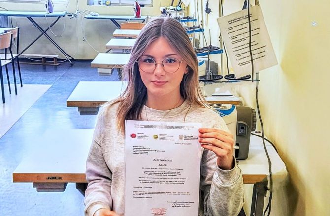 Julia Til