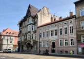 Było miejsce wstydu. Właśnie częściowo znika