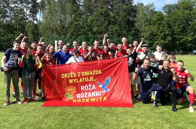 Tak świętowano w Różankach awans do czwartej ligi