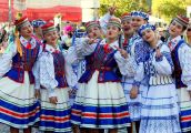 Było kolorowo, wesoło i tanecznie - GALERIA