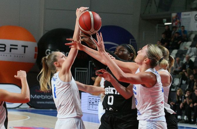 Bolesna lekcja naszych koszykarek w Stambule