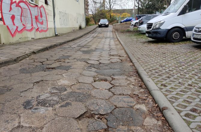 Przy Placu Staromiejskim na razie bez zmian