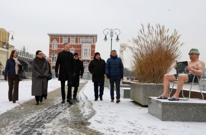 Ugościli wiceministra, popływali Kuną