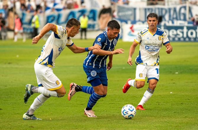 Dlaczego pierwszy kontakt z piłką ma ogromne znaczenie dla przebiegu akcji?