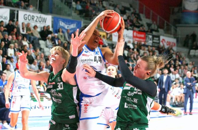 Dzisiaj w Arenie Gorzów nikt nie odpuszczał ani na chwilę