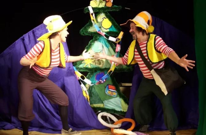 Zabawna opowieść o pomocnikach Świętego Mikołaja