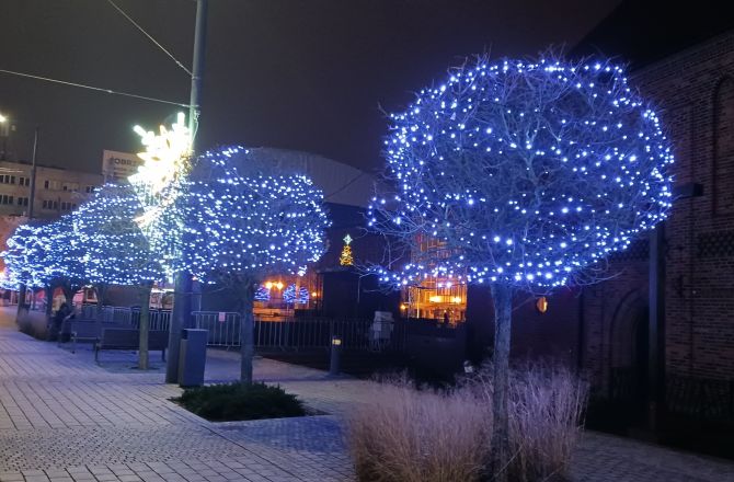 Pojechał nadwarciański ludek na jarmark
