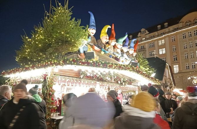 I tak wolnym krokiem idą święta