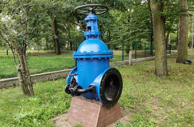 Awaria sieci wodociągowej na ulicy Dowbora-Muśnickiego