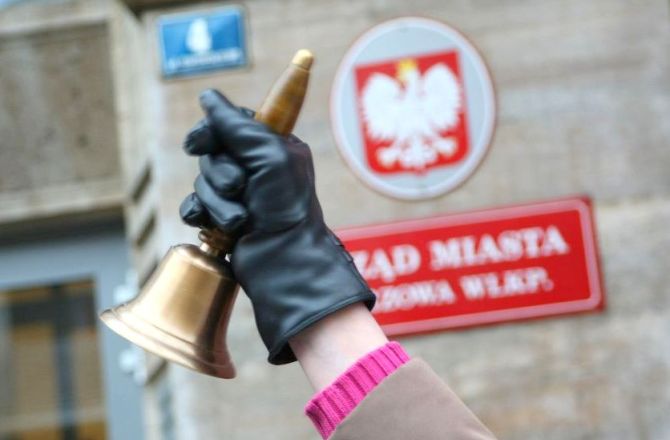 Protestujący: Nie jesteśmy gorszym sortem ani słabszym ogniwem!