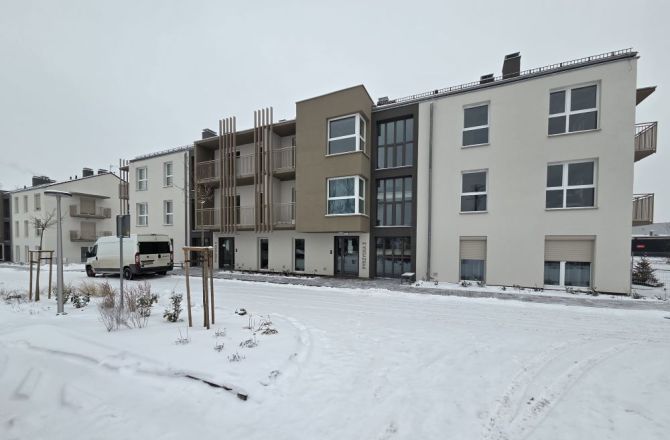 Ponad dwa tygodnie chodzili z latarkami po schodach