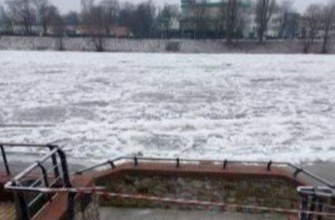 Poziom Warty w Gorzowie bardzo szybko wzrasta