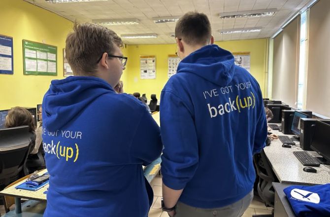 Od szkolnej ławki do pracy w IT – warsztaty w ZSTiO