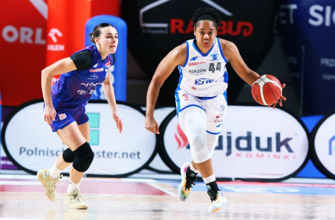 Kolejny świetny mecz zaliczyła Courtney Hurt