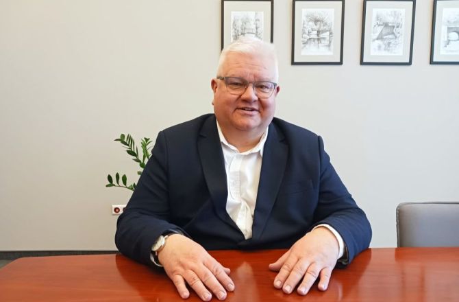 Dyrektor Sławomir Szenwald