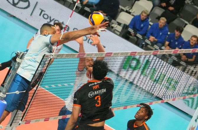 Przed siatkarzami Stilonu trudna przeszkoda