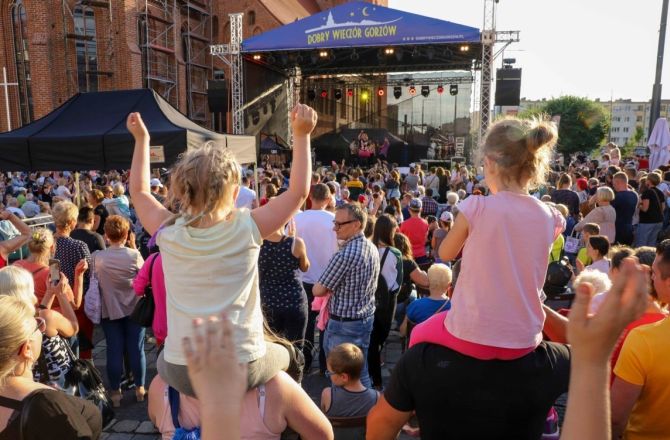 Czy rzeczywiście coś nie styka w kulturze?