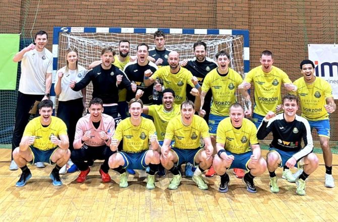 Dwie czerwone kartki nie zatrzymały Stali Gorzów!