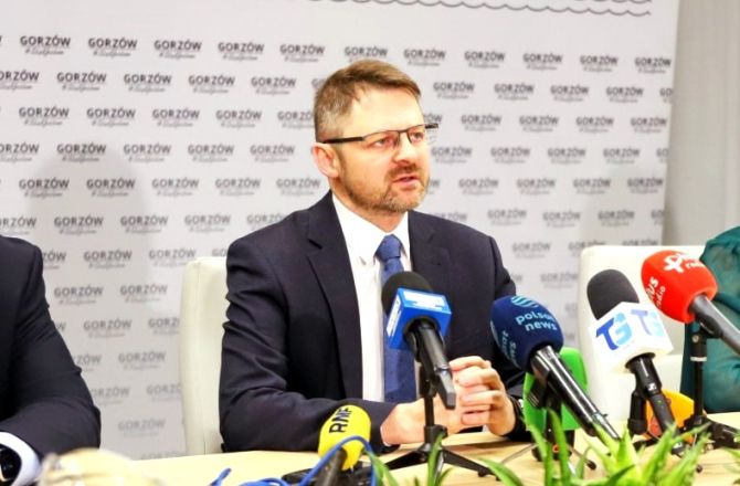 Duża część uchwał została uchylona przez sądy